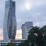 Royal Capital Towers Klimatyzacja & Prywatny Parking & Bezkontaktowe Zameldowanie & Balkon Lejlighed Rzeszów