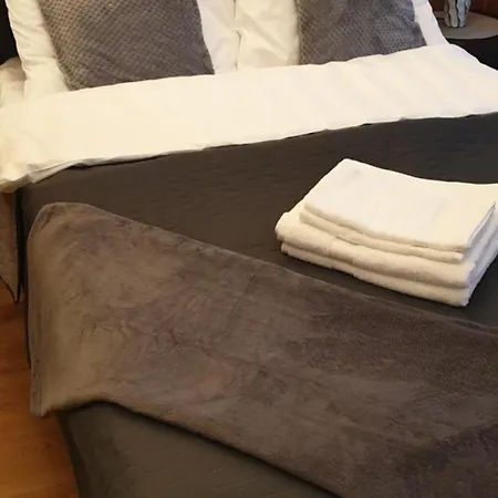 Royal Capital Towers Klimatyzacja & Prywatny Parking & Bezkontaktowe Zameldowanie & Balkon *