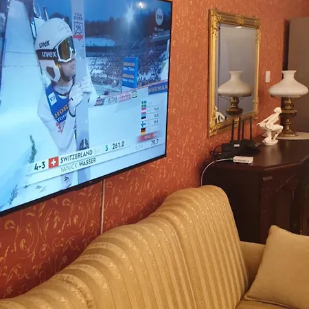 Royal Capital Towers Klimatyzacja & Prywatny Parking & Bezkontaktowe Zameldowanie & Balkon Διαμέρισμα *