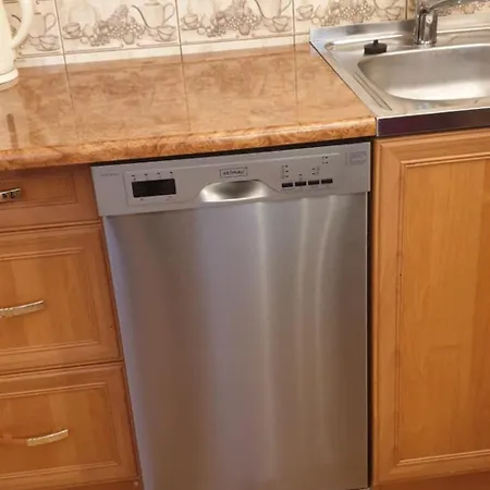 Royal Capital Towers Klimatyzacja & Prywatny Parking & Bezkontaktowe Zameldowanie & Balkon Διαμέρισμα