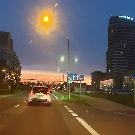 Διαμέρισμα Royal Capital Towers Klimatyzacja & Prywatny Parking & Bezkontaktowe Zameldowanie & Balkon