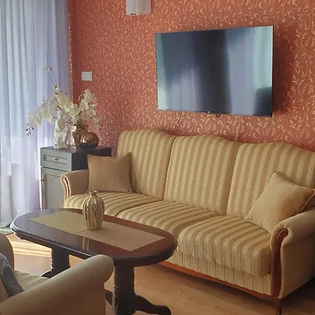 Royal Capital Towers Klimatyzacja & Prywatny Parking & Bezkontaktowe Zameldowanie & Balkon * Rzeszów