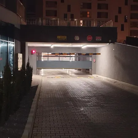 Royal Capital Towers Klimatyzacja & Prywatny Parking & Bezkontaktowe Zameldowanie & Balkon *