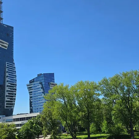Royal Capital Towers Klimatyzacja & Prywatny Parking & Bezkontaktowe Zameldowanie & Balkon