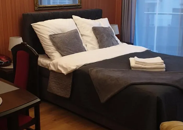 Royal Capital Towers Klimatyzacja & Prywatny Parking & Bezkontaktowe Zameldowanie & Balkon * Rzeszow