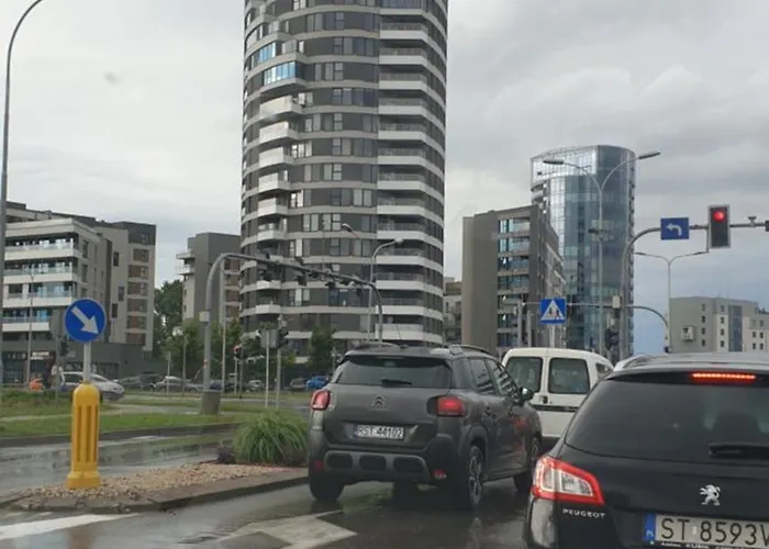 Royal Capital Towers Klimatyzacja & Prywatny Parking & Bezkontaktowe Zameldowanie & Balkon Διαμέρισμα