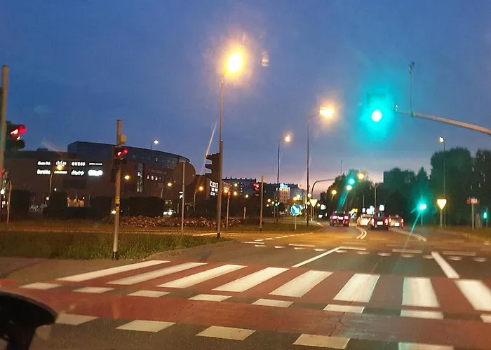 Royal Capital Towers Klimatyzacja & Prywatny Parking & Bezkontaktowe Zameldowanie & Balkon Apartment