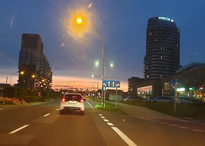 Apartment Royal Capital Towers Klimatyzacja & Prywatny Parking & Bezkontaktowe Zameldowanie & Balkon