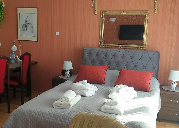 Royal Capital Towers Klimatyzacja & Prywatny Parking & Bezkontaktowe Zameldowanie & Balkon *