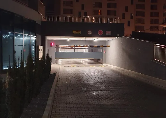 Royal Capital Towers Klimatyzacja & Prywatny Parking & Bezkontaktowe Zameldowanie & Balkon *